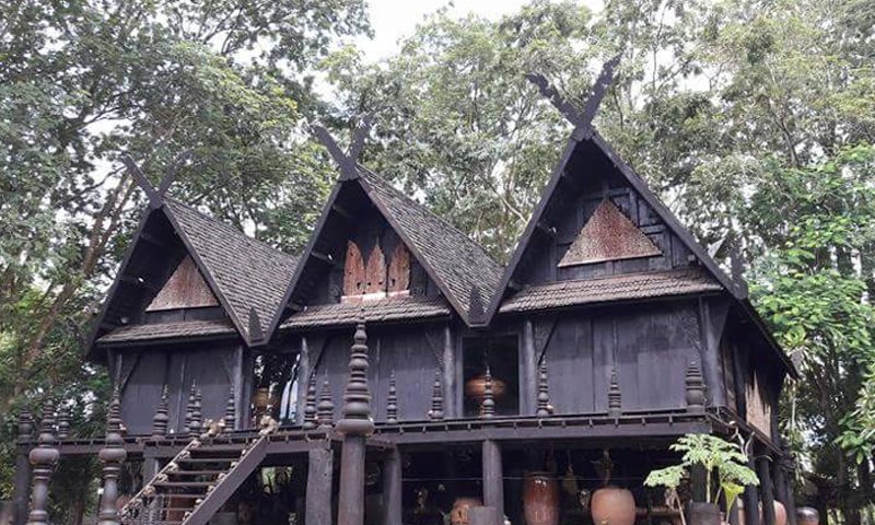3 days 2 night All highlight Chiang Rai Tour Package with Chiang Mai private driver